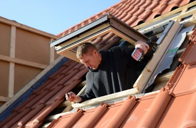 Pose de fenêtres de toit Velux à Montory